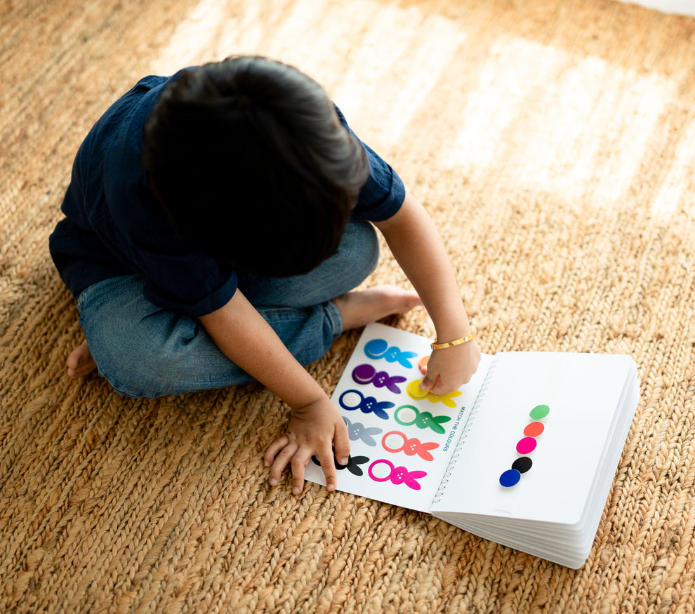 Toddler Busy Binder (16 Activities)